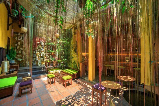 GAM Gemstone Art Museum & Winebar